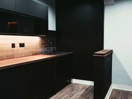 Ensuite Professional Coliving - Photo 2