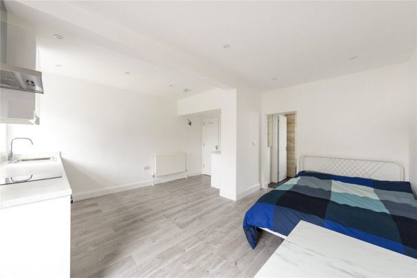 Doncaster Road, Southmead - Photo 1