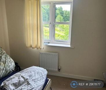 2 bedroom terraced house to rent - Photo 4
