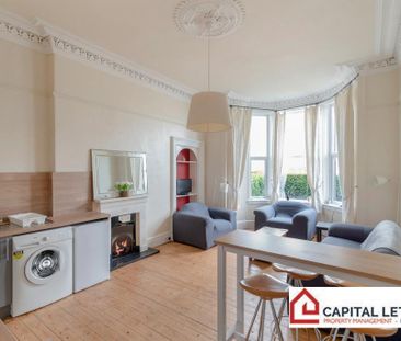 3 bedroom flat to rent - Photo 3