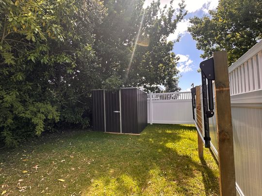 17 Selwyn Road, Manurewa - Photo 1