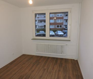 Für selber Macher! Gepflegte drei Zimmer Wohnung frei! - Photo 3