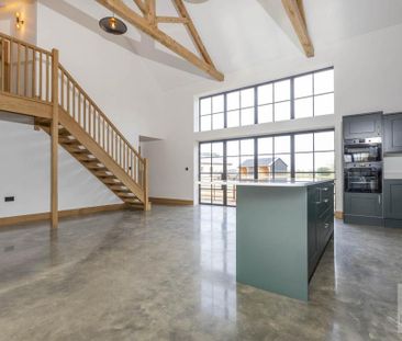 3 bedroom barn conversion to rent - Photo 2