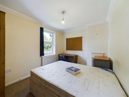 5 bedroom terraced house to rent - Photo 4