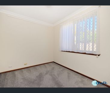 21 Mainsail Crescent, Waikiki, WA 6169 - Photo 3