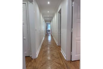 Apartamento T5 em Lisboa