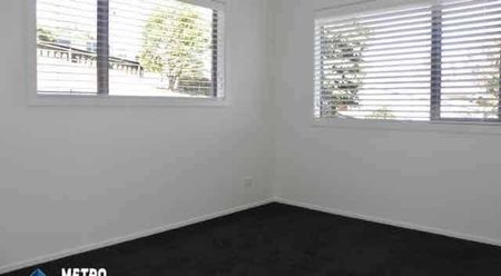 Modern Living in Kenmure - Photo 2