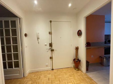 Appartement Issy Les Moulineaux 3 pièce(s) 65.70 m2 - Photo 2