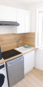 Location Appartement 1 pièce 24m² LA SEYNE SUR MER 83500 - Photo 3