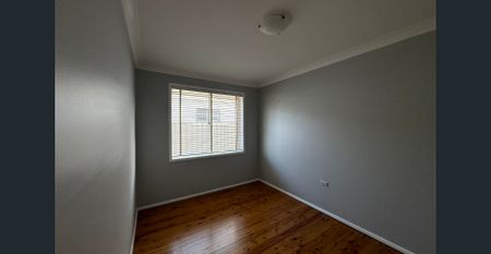 Beachside Convenience – 2 Bedroom Unit - Photo 3