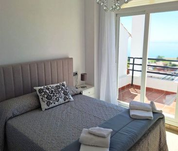 Penthouse in La Duquesa - Photo 5
