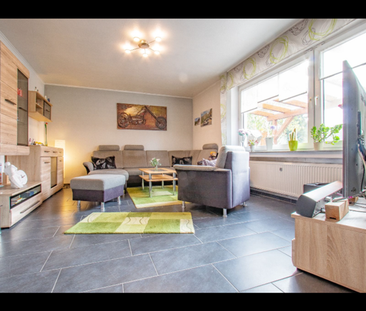 Wohnung im Erdgeschoss mit großzügigen Garten - Photo 2