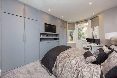 High Street, Brentwood, CM14 - Photo 3