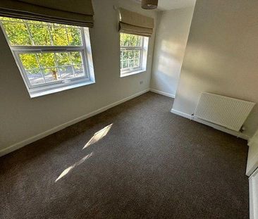 2 bedroom end of terrace house to rent - Photo 6