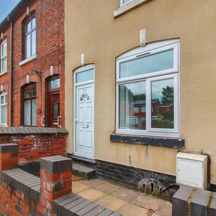 3 bedroom terraced house to rent - Photo 1