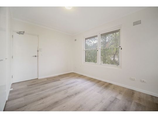 Freshly Renovated and Light Filled Studio in Prime Position - Photo 1