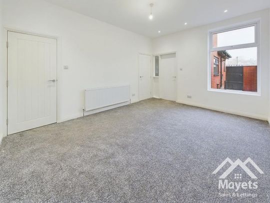 5 bedroom terraced house to rent - Photo 1