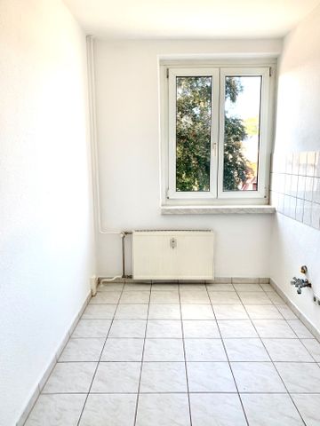 Schicke 3-Raum-Wohnung im Grünen sucht eine Familie! - Photo 2