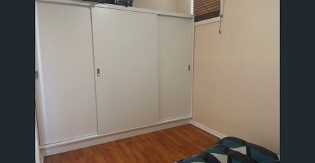 Neatly presented 1 bedroom home in the heart of Sorell - Photo 2