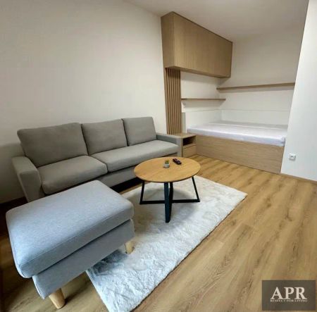 Pronájem bytu 1+1 Zlín Malenovice - Pod Hradem - Fotografie 4