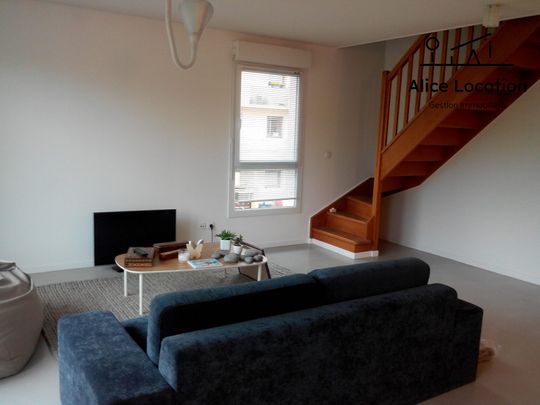 Location Appartement 5 pièces 105m² THONON LES BAINS 74200 - Photo 1