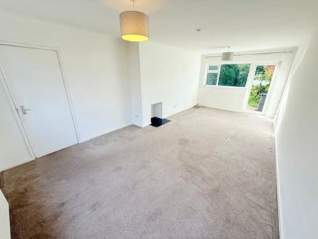 3 bedroom House To Let - Photo 3