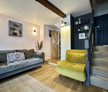 2 bedroom cottage to rent - Photo 1