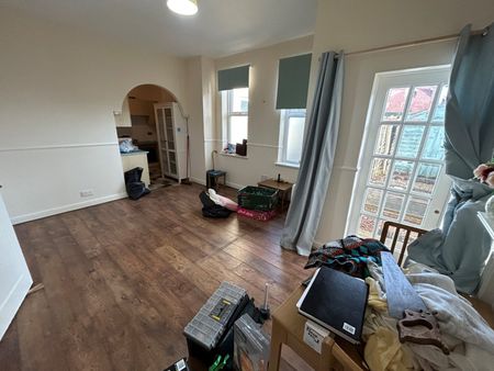 1 bedroom apartment to rent - Photo 4