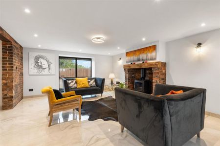 3 bedroom barn conversion to rent - Photo 2