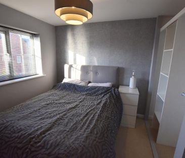 3 bedroom semi-detached house to rent - Photo 2