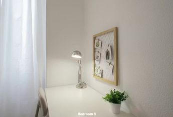 Avenida del Reino de Valencia, Valencia, Valencian Community 46005