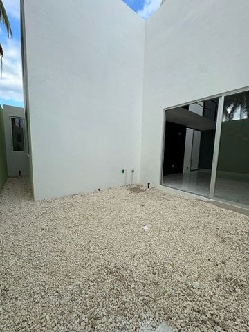 Casa en renta para oficinas, con 5 privados y una sala de juntas. - Photo 4
