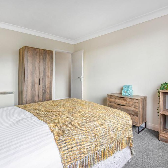 2 bedroom flat to rent - Photo 1