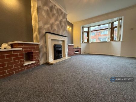 3 bedroom terraced house to rent - Photo 3