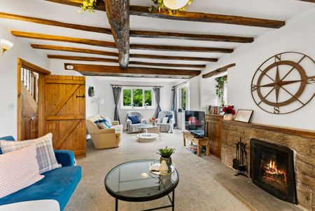 Woolley's Yard - Photo 3