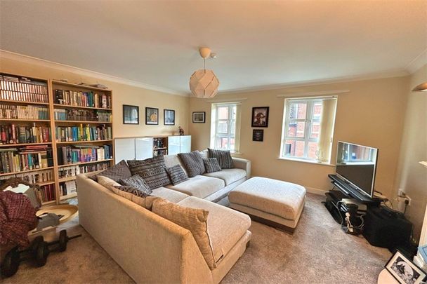 4 Bedroom Mews Available Arranging tenancy - Photo 1