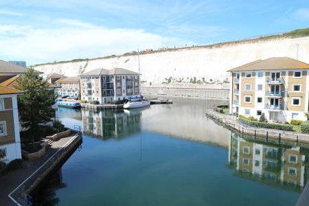 2 bedroom apartment to rent - Photo 5