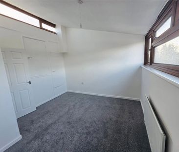 Berwyn Close, Basingstoke, Hampshire, RG22 - Photo 4