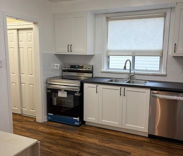 For Lease - 20 Meadowbrook Road Unit# 2, Toronto, Ontario - Photo 3