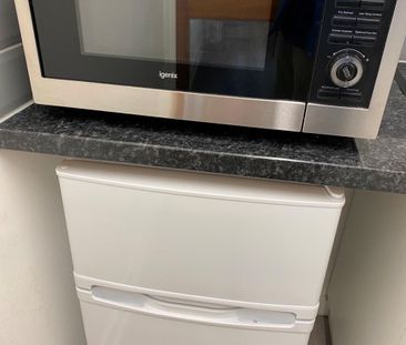 Studio Flat, The Chandlers, LS2 - Photo 5