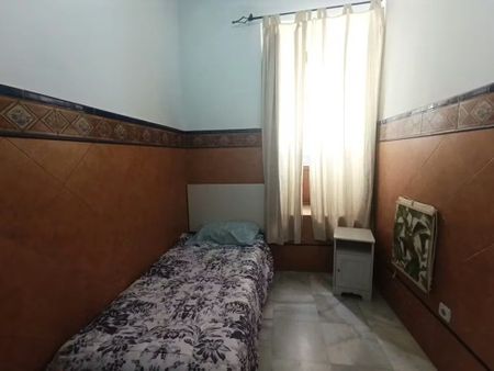 Calle Castellar, Sevilla, Andalusia 41003 - Photo 3