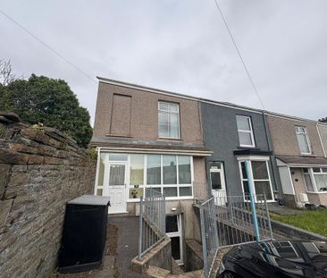 4 bedroom flat to rent - Photo 6