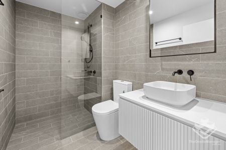 Premium Two-Bedroom Apartment in New Development - Photo 2
