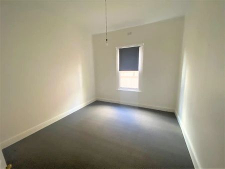 “Spacious Cottage in a Wonderful Location!” - Photo 5