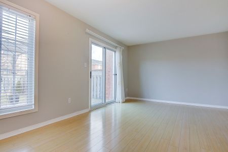 For Lease - 1498 Pinecliff Road, Oakville, Ontario - Photo 2