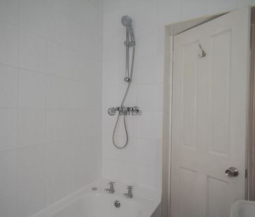 House to rent in Dublin, Eden Villas - Photo 2