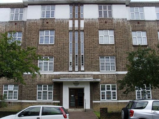 2 Bed - Windsor Court, Golders Green Road, Golders Green, Nw11 9pr - Photo 1