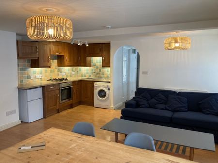 1 Bed Flat, Upper Berkeley Place, BS8 - Photo 4