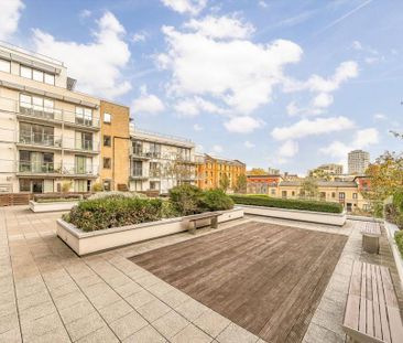 Studio to rent - Photo 2