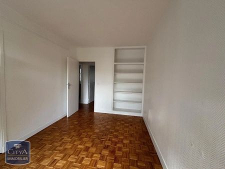 Appartement à louer 4 pièces 67.67m² - Photo 2